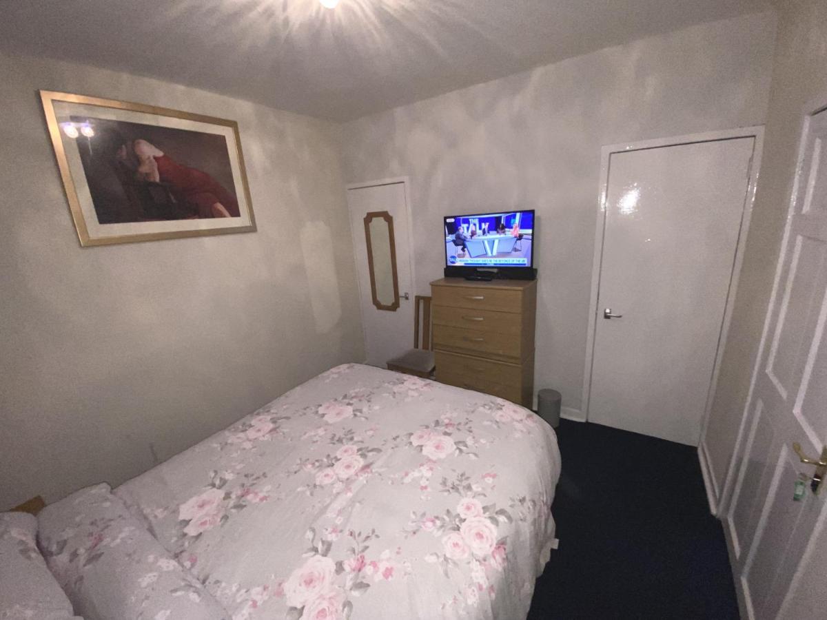 Private Lounge And Double