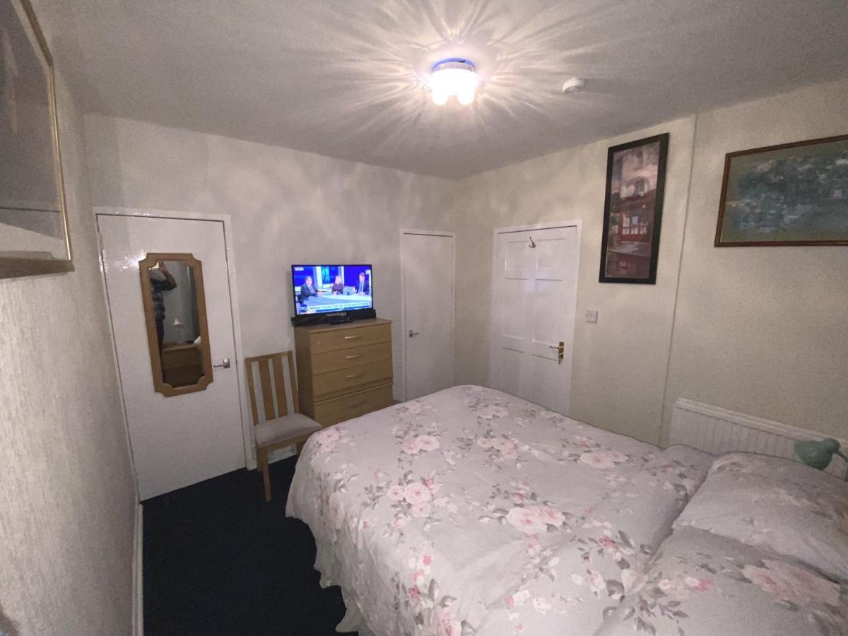 Homestay Private Lounge And Double *